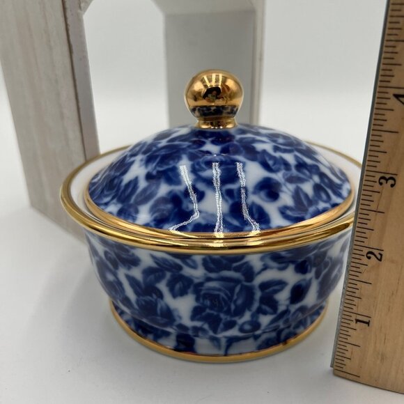 ROYAL DANUBE #1886 Calico Porcelain candy trinket lidded dish Blue Roses Gold Ri - Picture 8 of 11